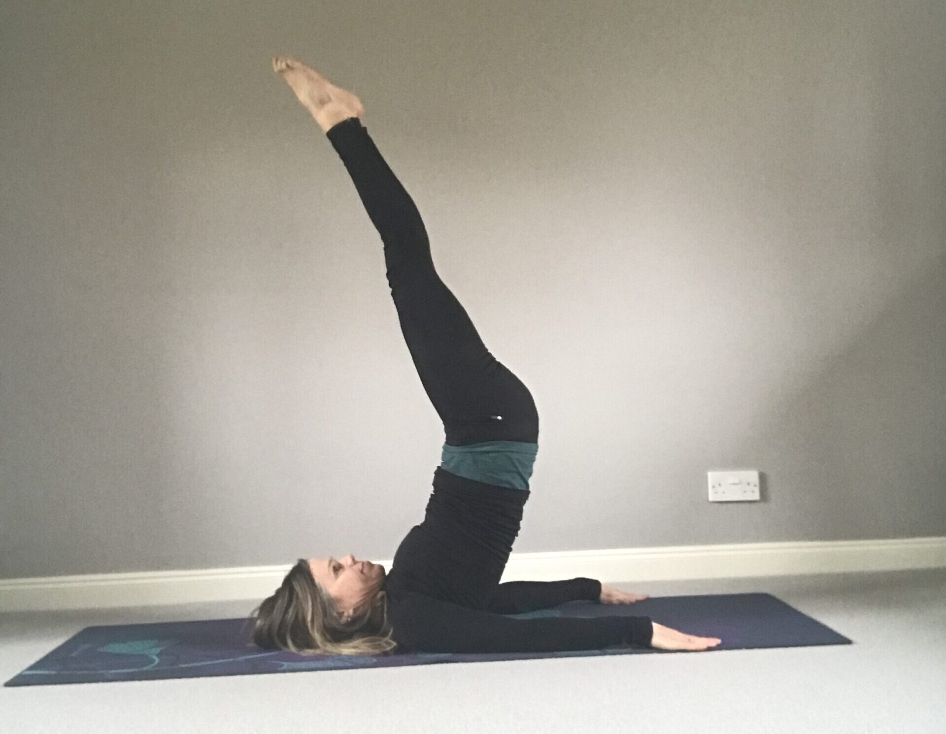 pilates jackknife exercise classical mat Pilates Rosa Reeve Pilates Teacher Weybridge. Body Control Pilates